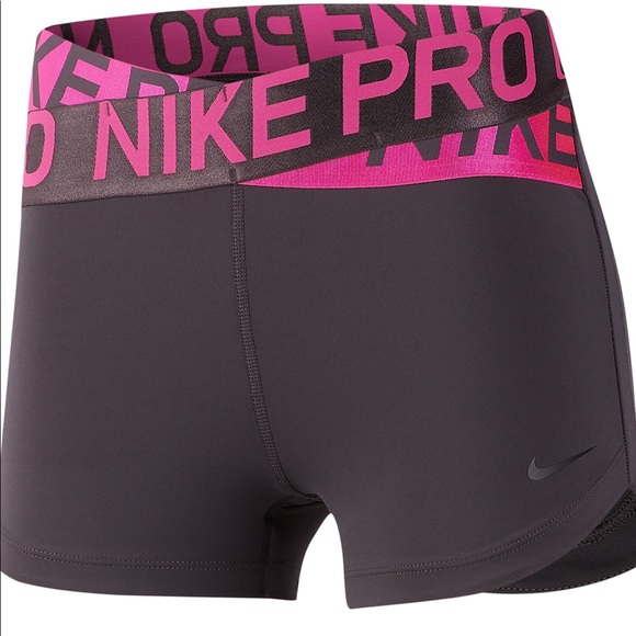 nike pro shorts crossover